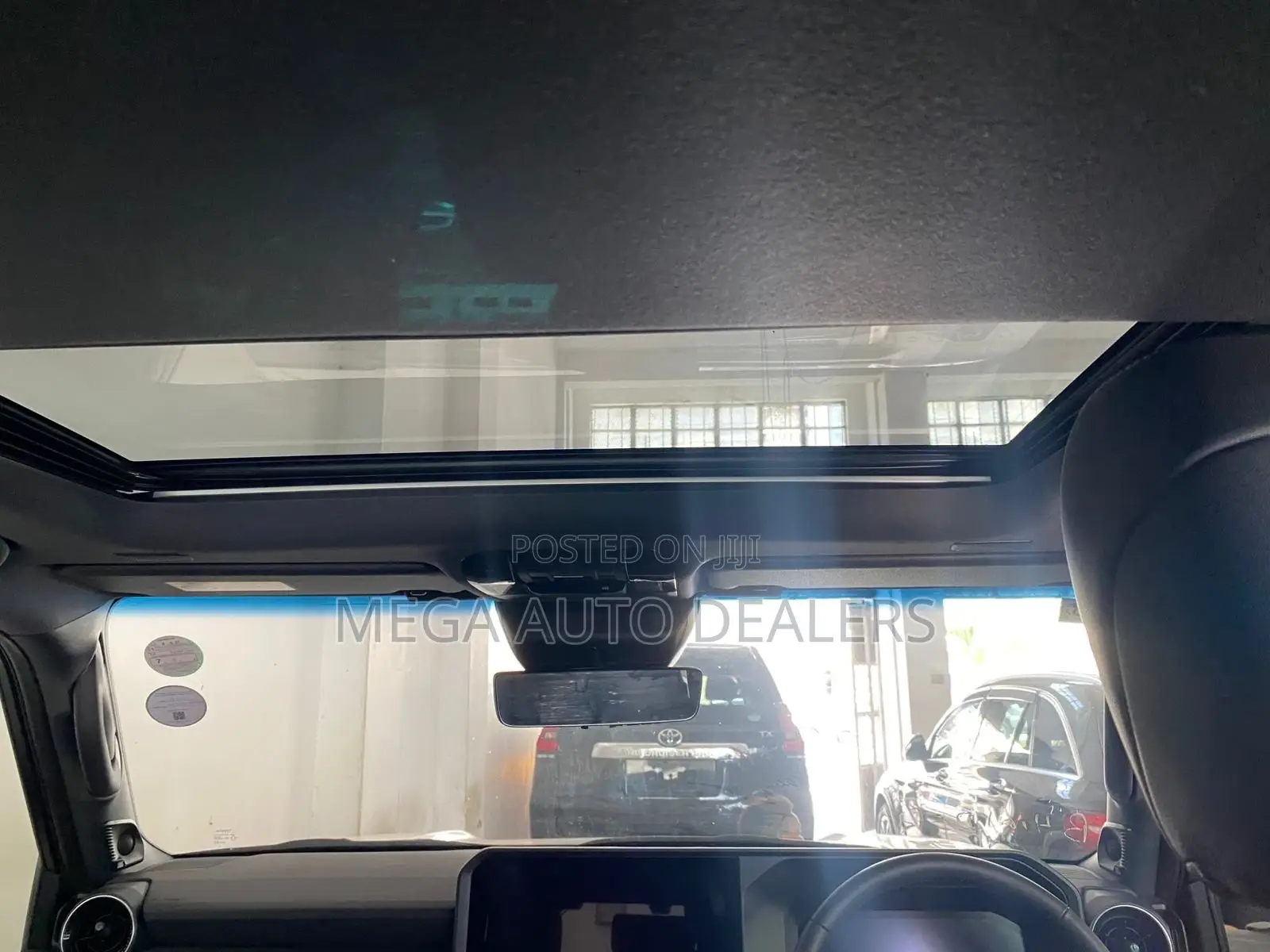 Toyota Land Cruiser Prado 2024 White