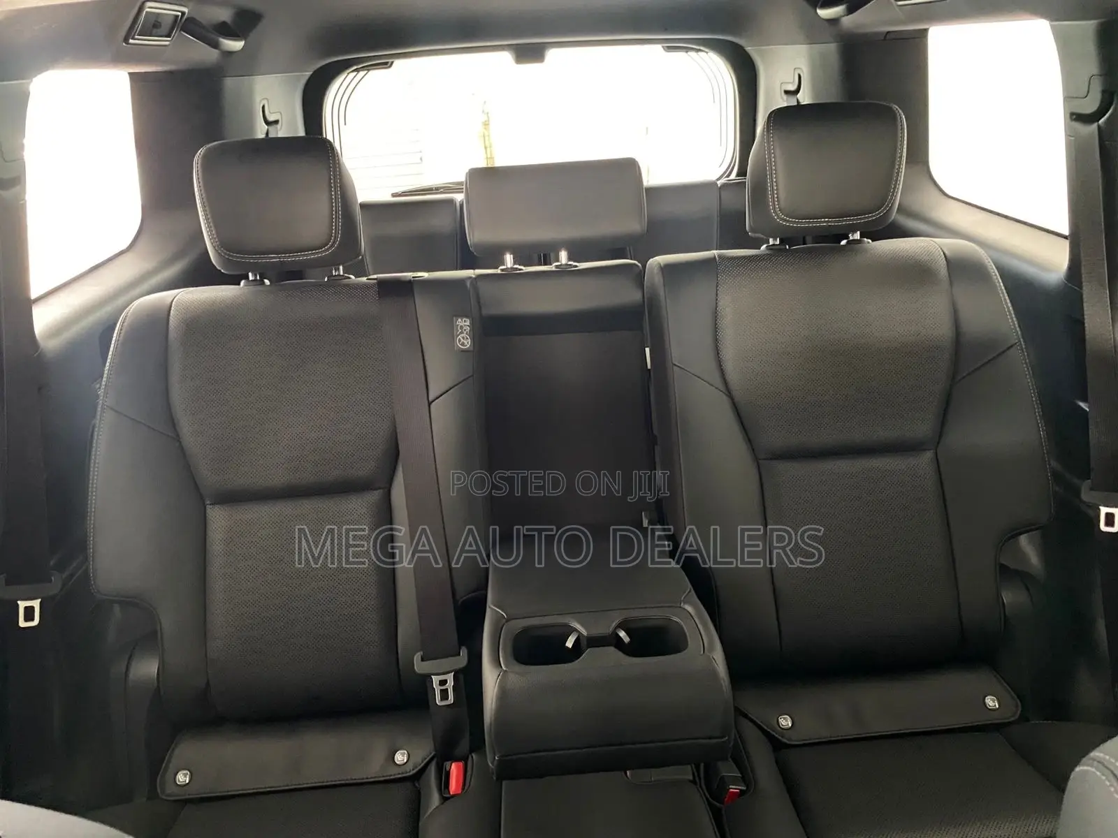 Toyota Land Cruiser Prado 2024 White