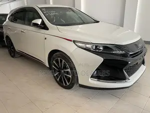 Toyota Harrier 2018 White