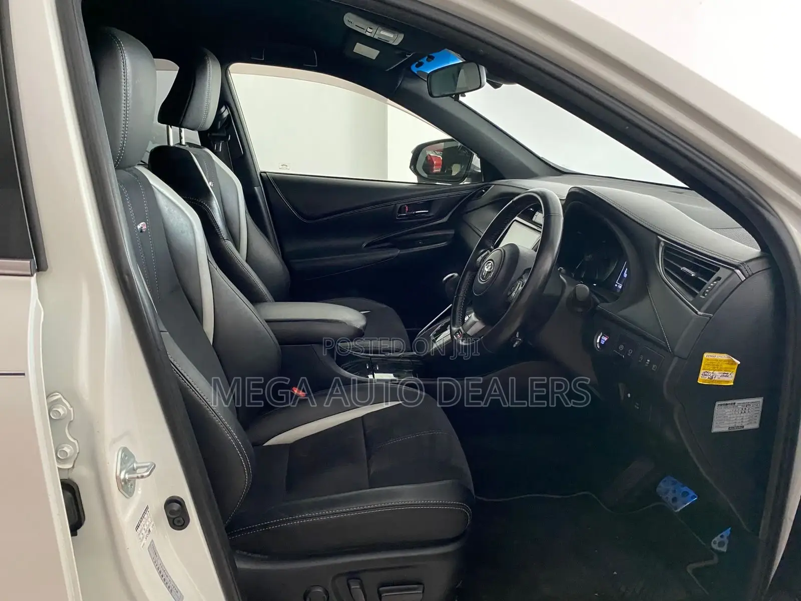 Toyota Harrier 2018 White