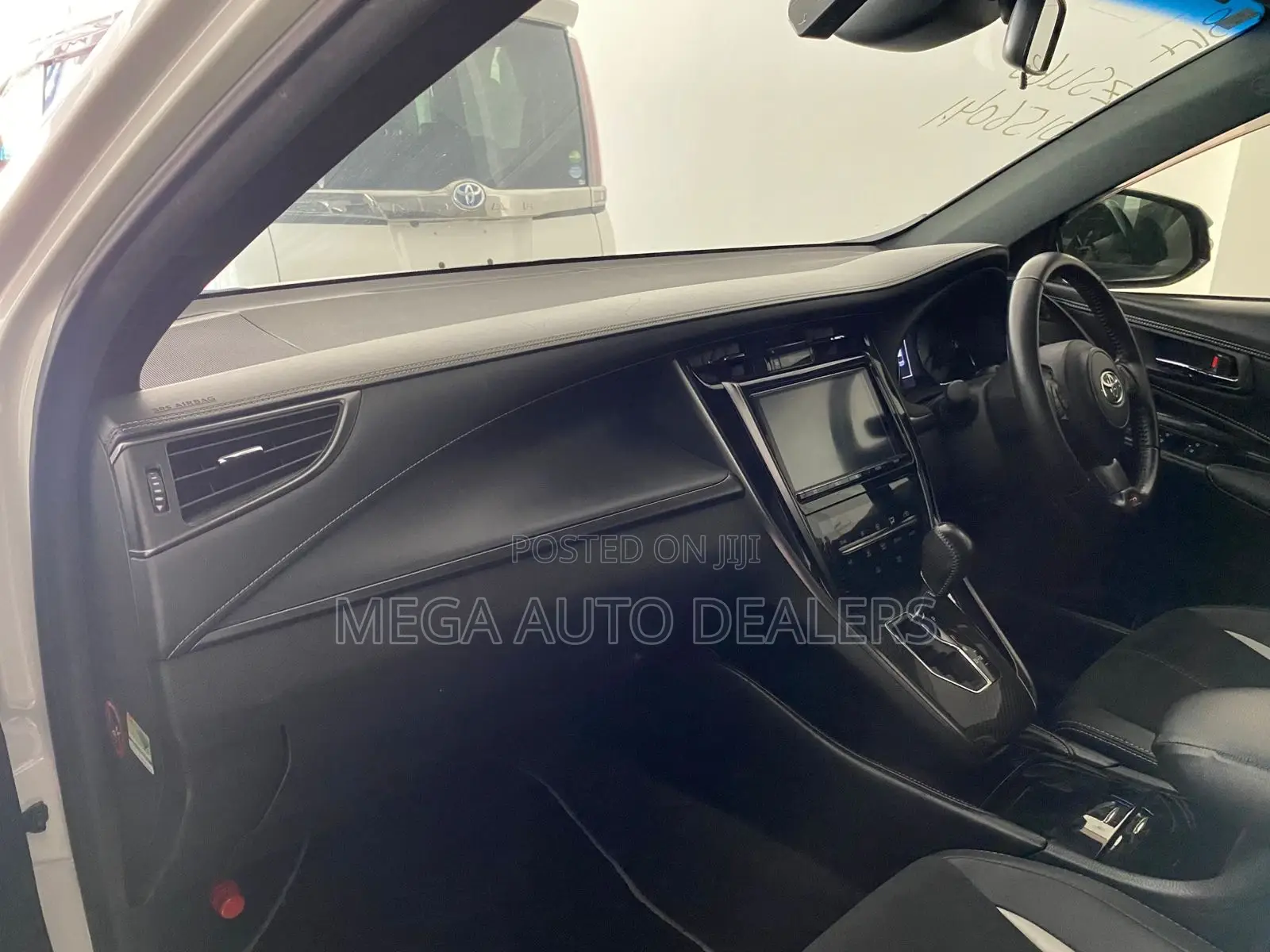 Toyota Harrier 2018 White