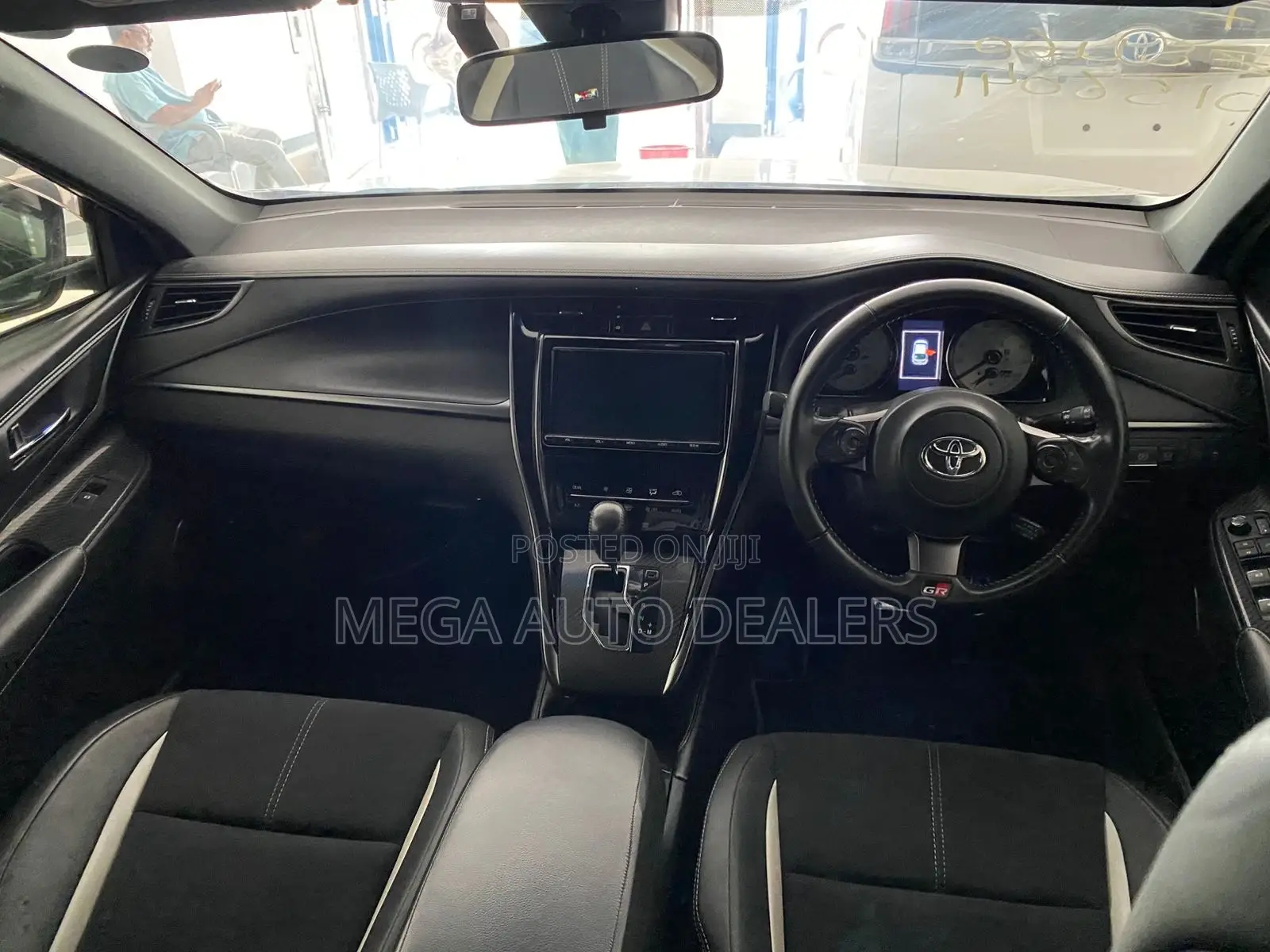 Toyota Harrier 2018 White