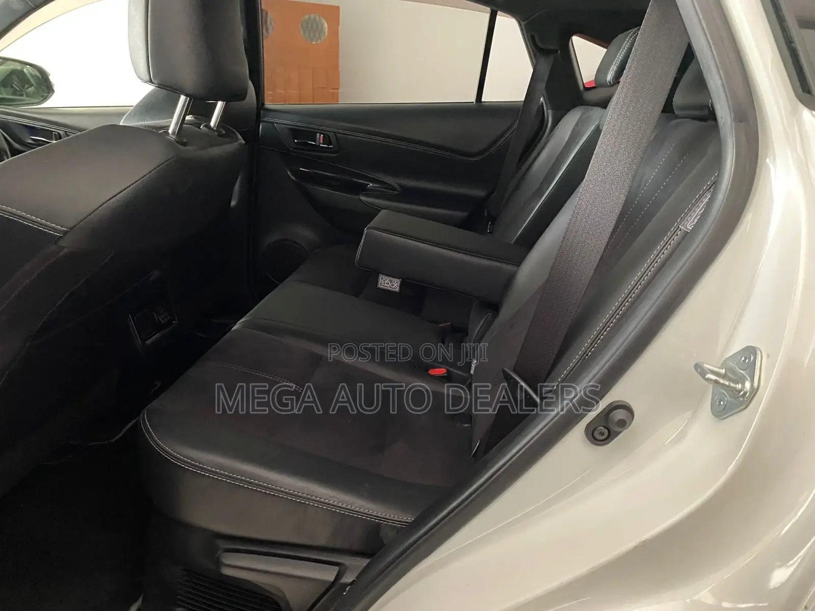 Toyota Harrier 2018 White