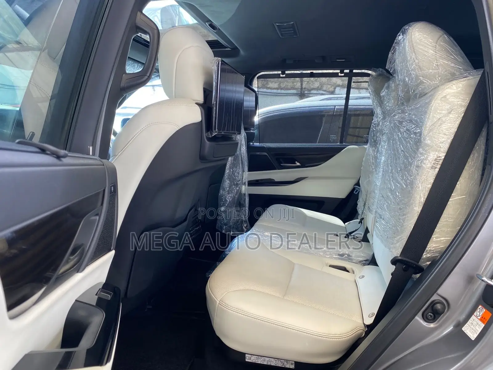 Lexus LX LX 600 2023 Gray