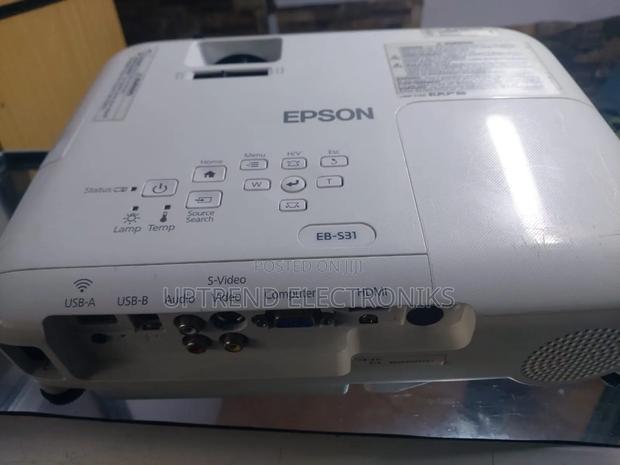 Epson Eb-S31 – Bright, Portable Budget Friendly! - thumbnail 3