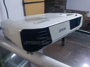 Ex-Uk Epson Eb-S31 | Clean, Powerful, Ready to Use!
