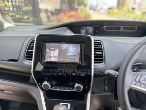 Nissan Serena 2018 Blue