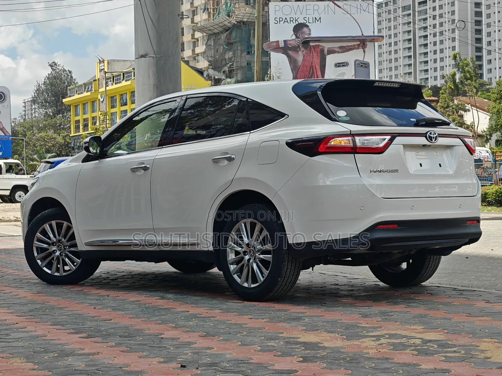 Toyota Harrier 2.0 2019 Pearl