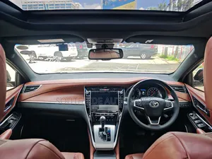 Toyota Harrier 2.0 2019 Pearl