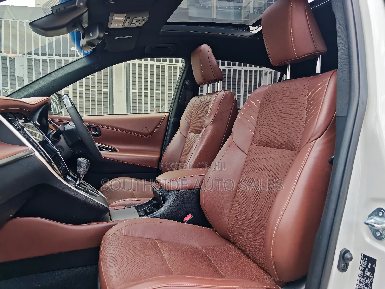 Toyota Harrier 2.0 2019 Pearl