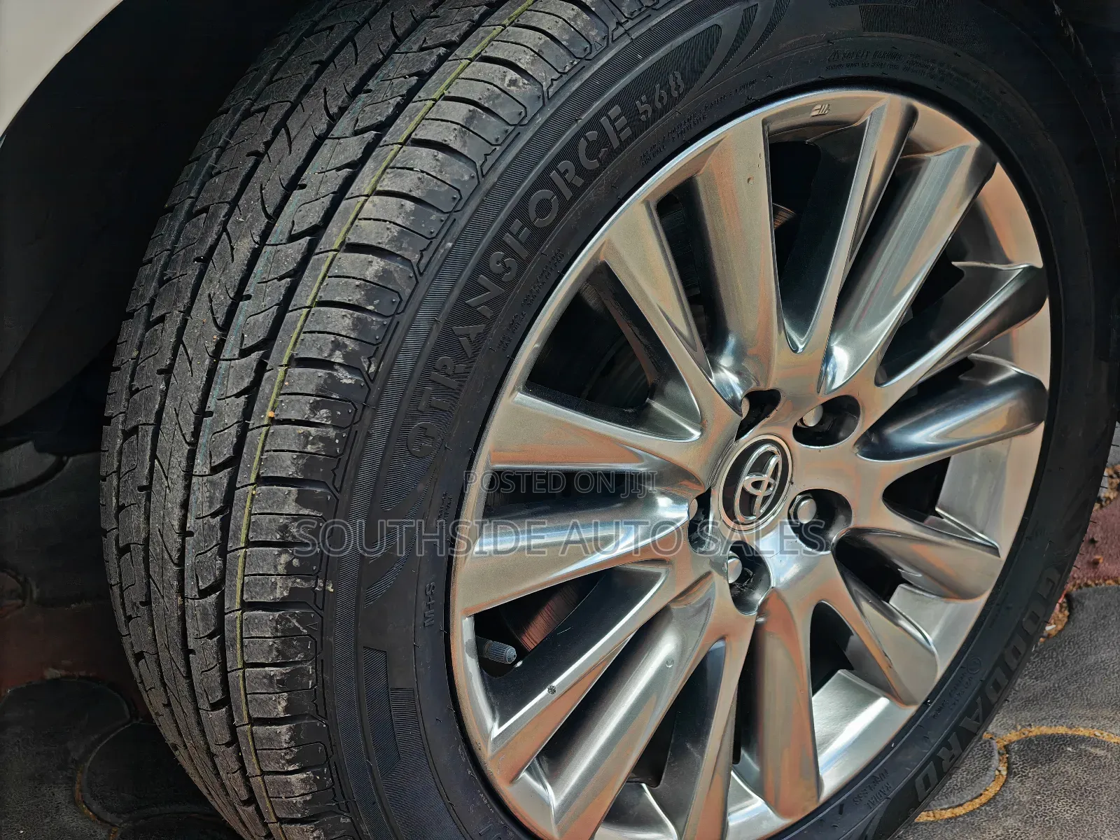 Toyota Harrier 2.0 2019 Pearl