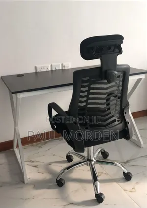 Metallic Base +Black Mesh Headrest Office Chair