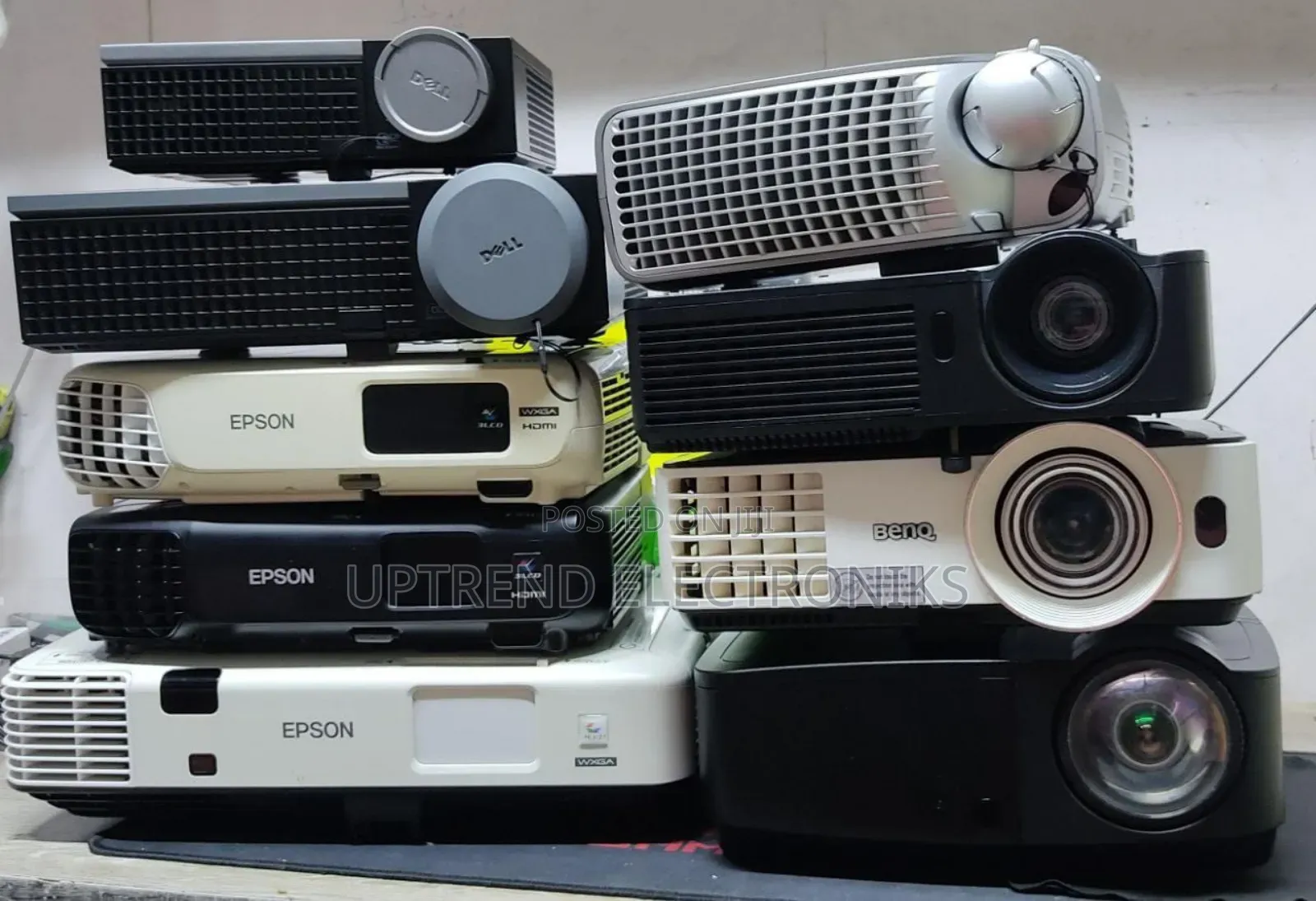 Ex-Uk Projectors