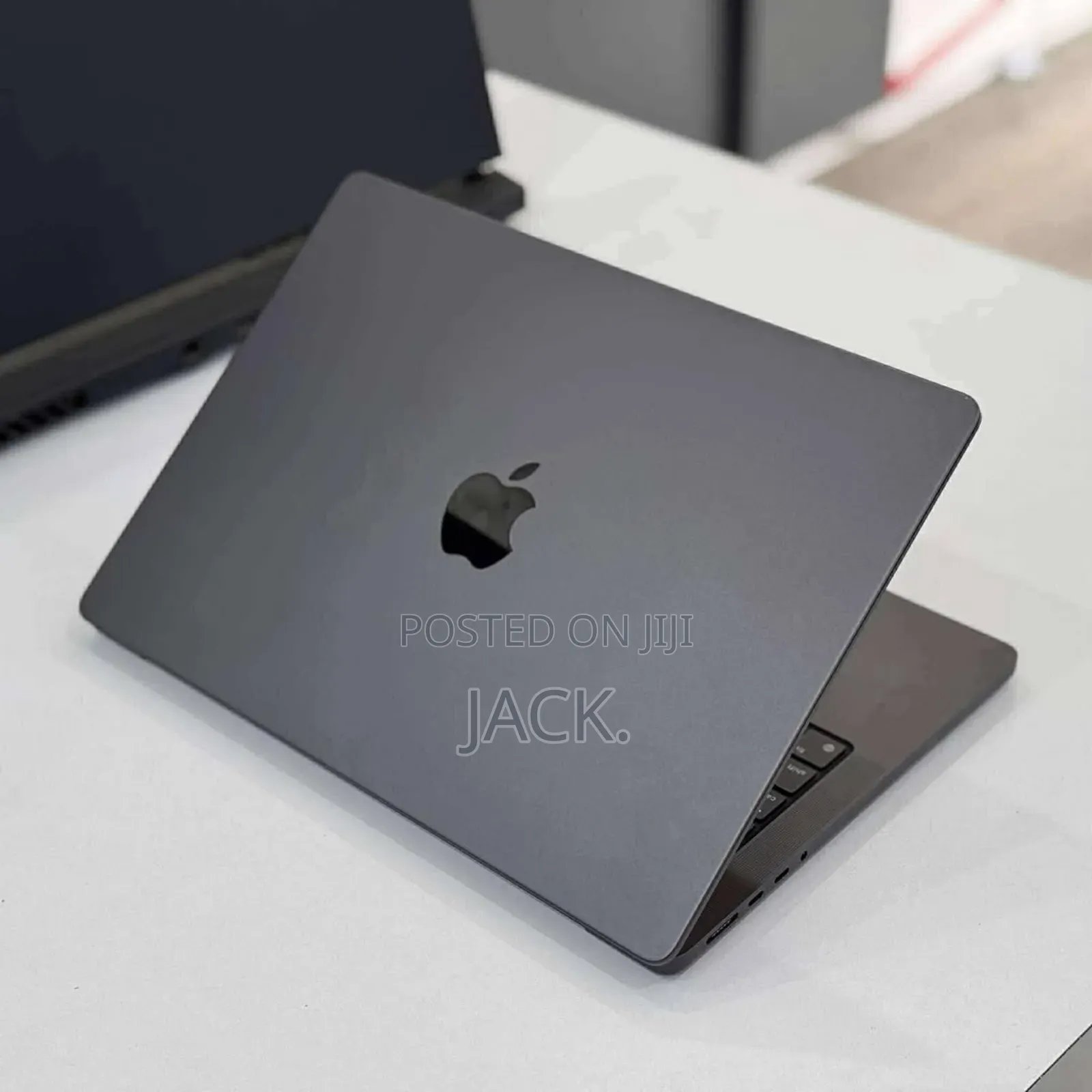 Laptop Apple MacBook Pro 2023 M3 14-inch 8GB Apple M3 SSD 512GB