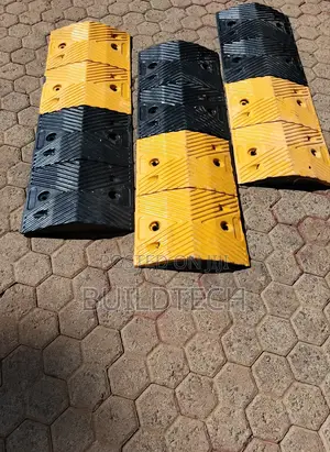 Noise Reduction Rubber Speed Bumps
