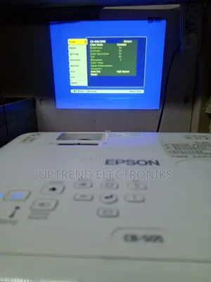 Epson Cb-S05 Projector