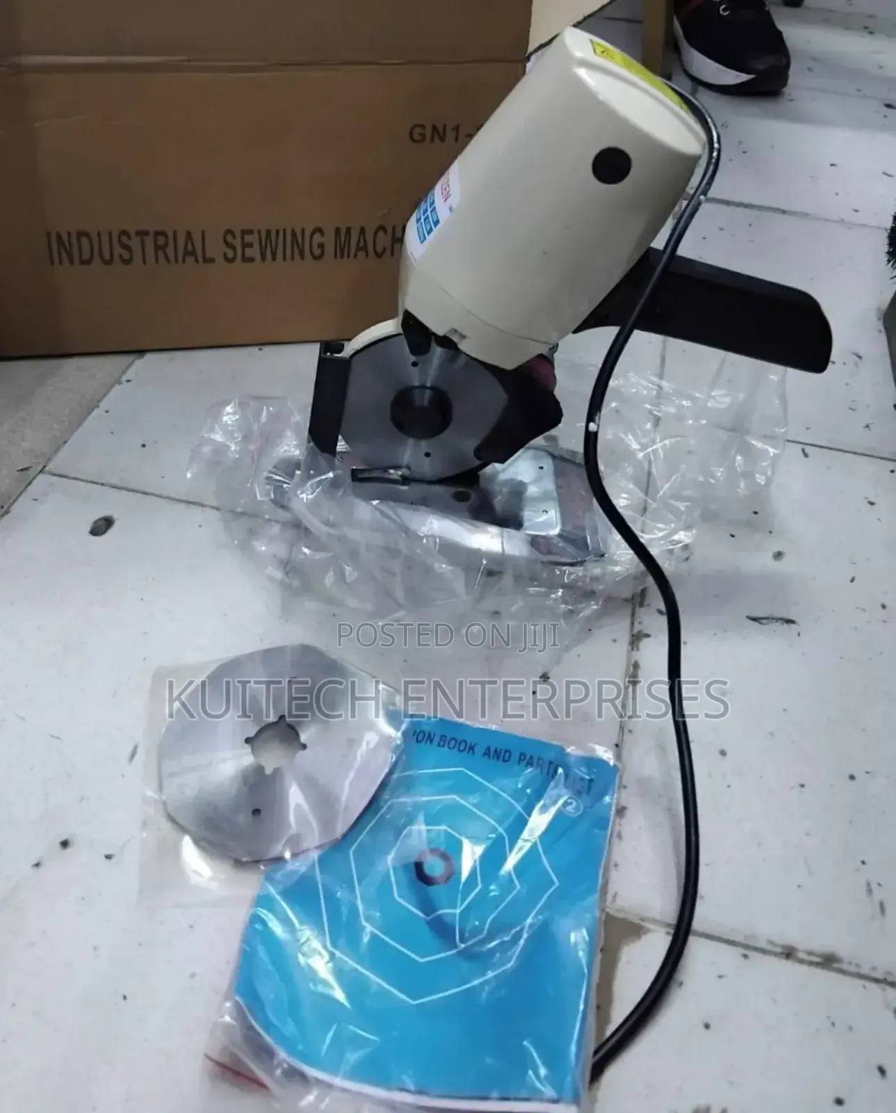 Industrial Sewing Machine/ Electric Material Cutting Machine