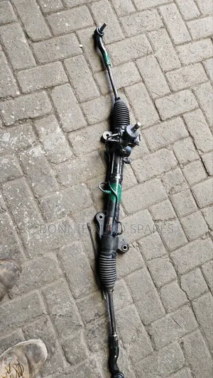Toyota Ipsum Steering Rack (44050)