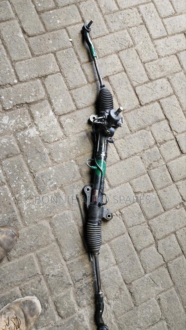 Toyota Ipsum Steering Rack (44050)