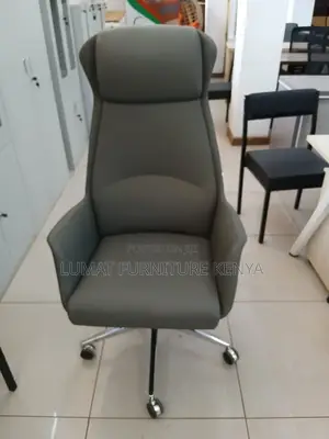 Gray Adjustable Office Seat