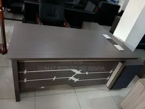 1600mm Modern Advance Desk