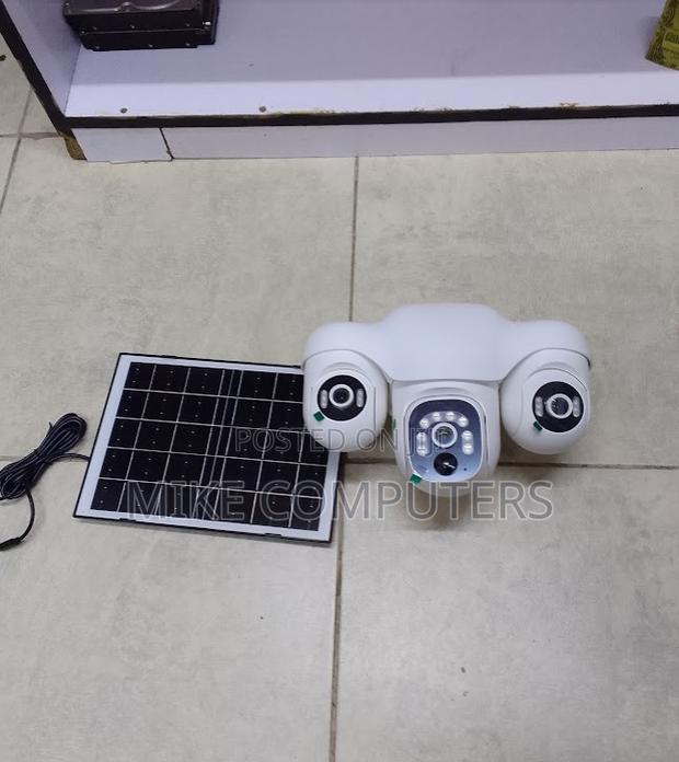 Quality Solar Triple Lens 4g 3lens 3 PTZ With Light V380 Camera