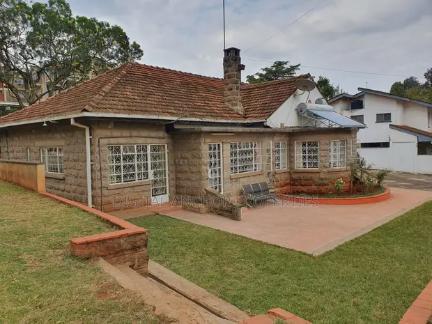 7bdrm House in Kilimani for sale