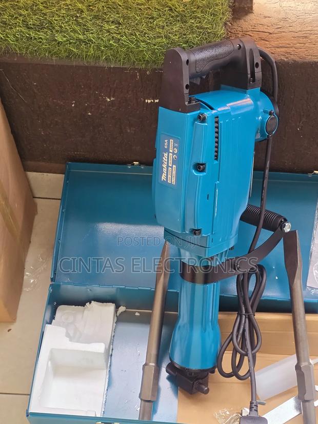 Makita Demolisher 3500w