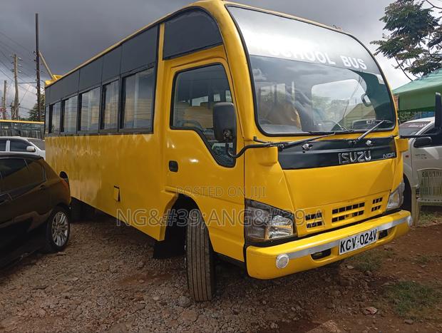 Isuzu NQR 2019 Yellow - thumbnail 6