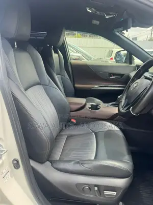 Toyota Harrier 2021 White