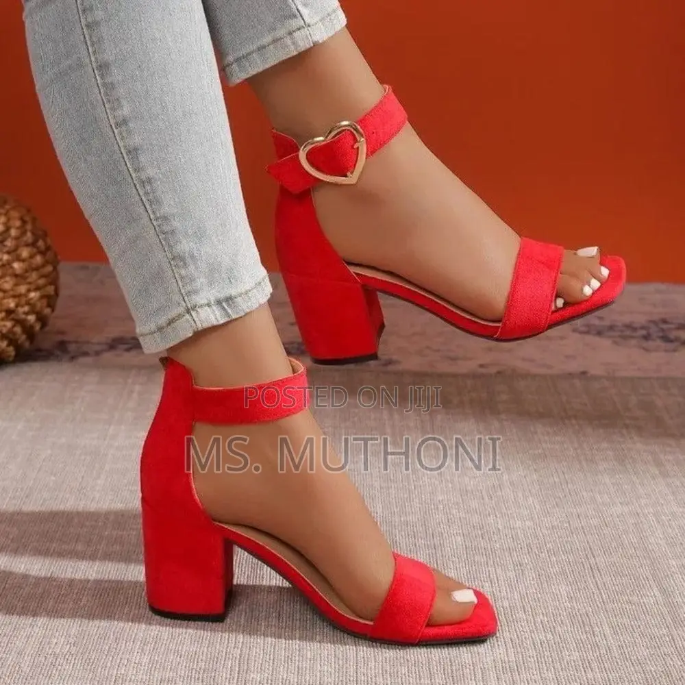 Black/Red Faux Suede Open-Toe Block Heel Sandals With an Ankle Strap