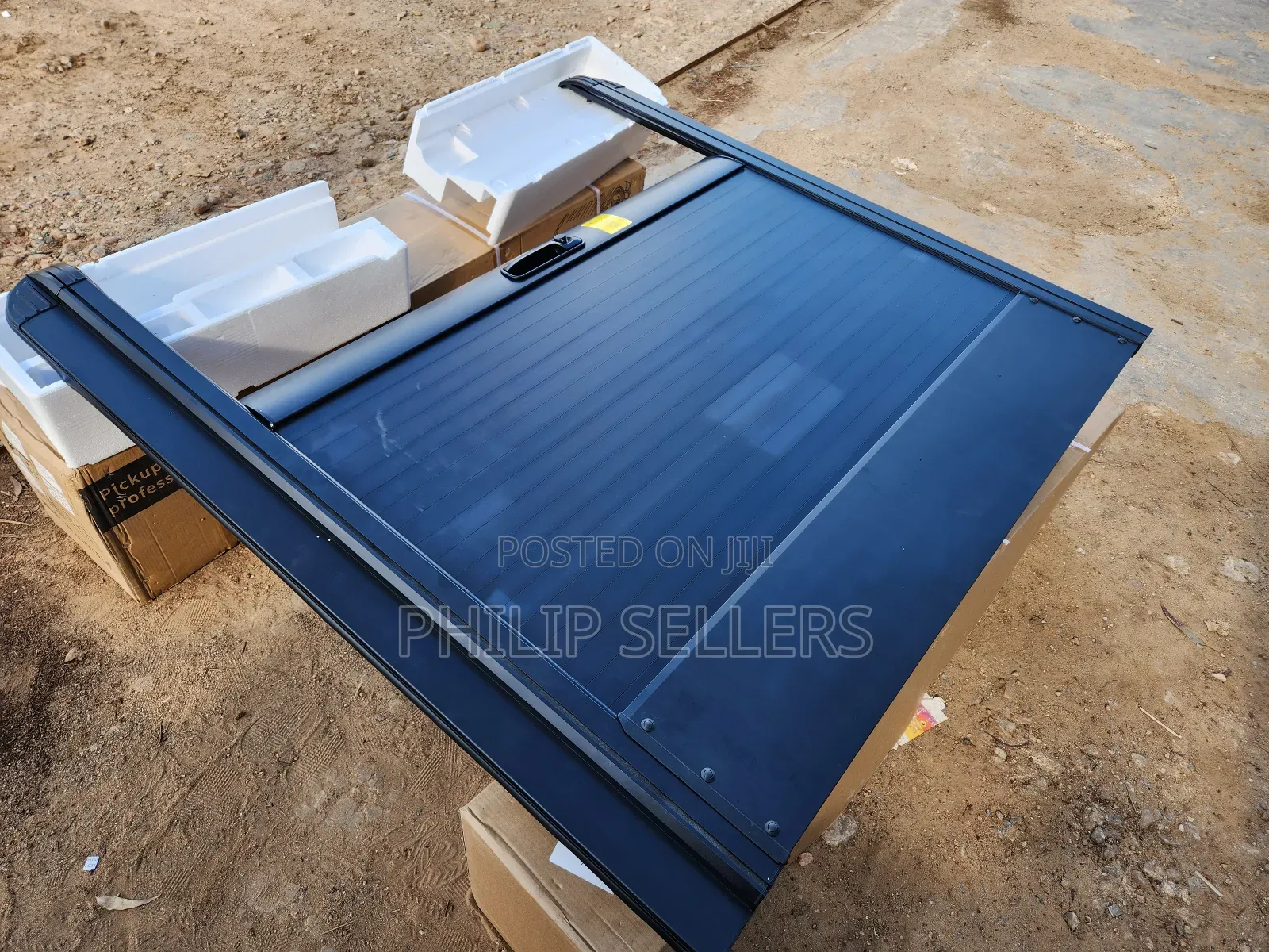 Roller Shutter for Toyota Hilux Mk8 9 (2016+) Double Cab Bed Black