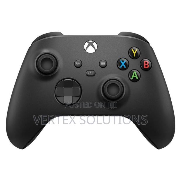 Microsoft Xbox Wireless Controller (Series S) - main view