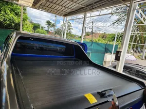 Tonneau Cover Roller Shutter for Toyota Hilux Mk8