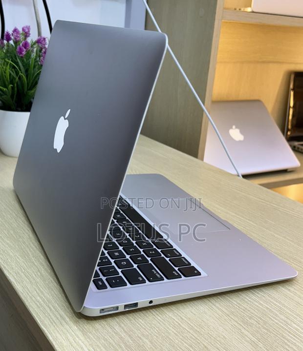 Laptop Apple MacBook 2012 4GB Intel Core I5 SSD 128GB - thumbnail 2