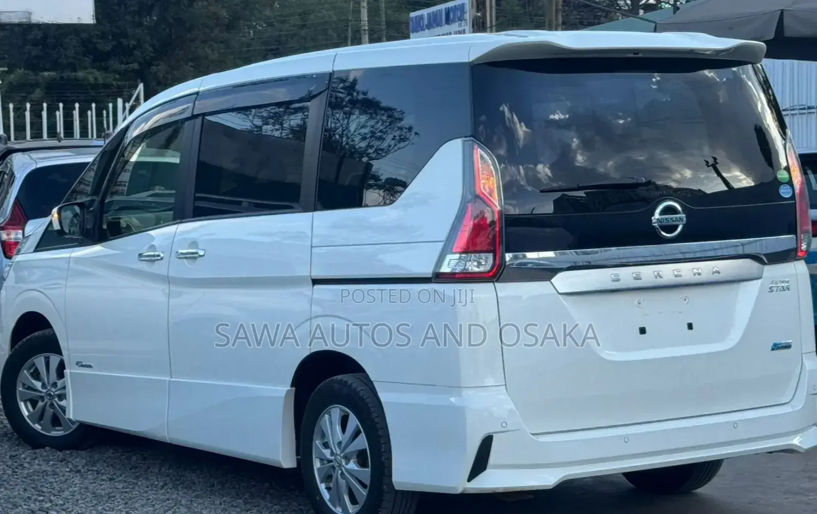 Nissan Serena 2019 White
