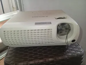 Mitsubishi Xd205r Projector – Bright, Clear Reliable!