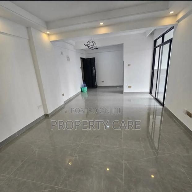 2bdrm Apartment in Valley Arcade for rent - thumbnail 3