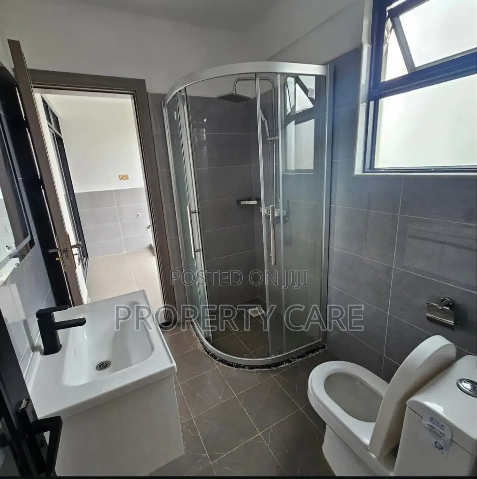 2bdrm Apartment in Valley Arcade for rent