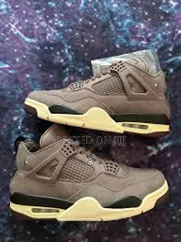 Jordan 4 Retro-Inspired Kicks – Sporty Fashionable