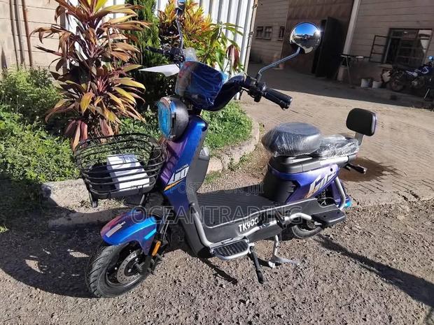 New Motorcycle 2024 White - thumbnail 5