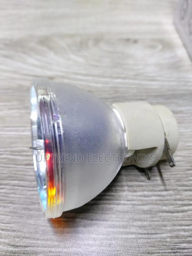 Projector Lamp - thumbnail 2