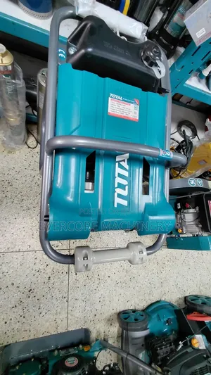 Heavy Duty Total Brand Kangaroo/Tamping Rammer Machine.