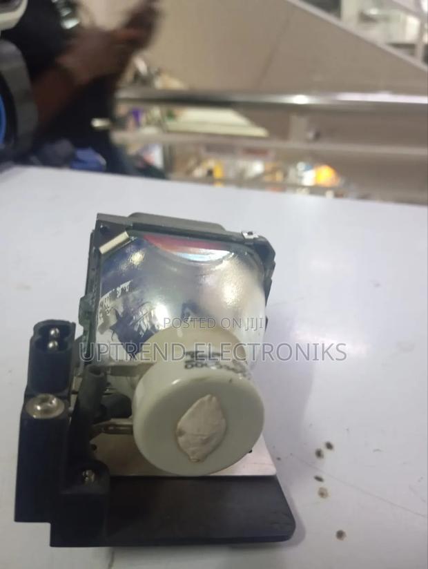 High Performance Projector Lampd - thumbnail 3