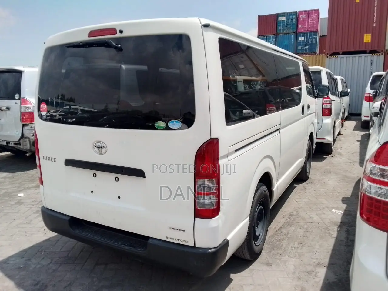 Toyota HiAce 2018 White