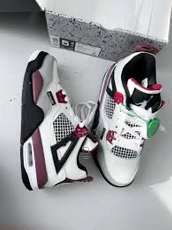 Jordan 4 Retro Street Sneakers – High-Quality Finish