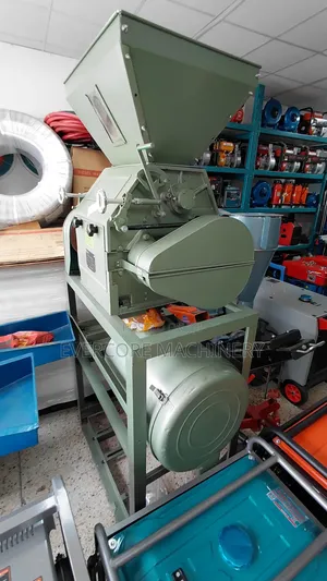 Combined Maize Flour Roller Mill Machine.