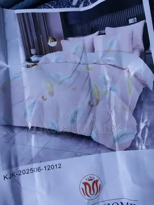 Flowered Duvet Cover
Size 
 6by6
Different Colurs