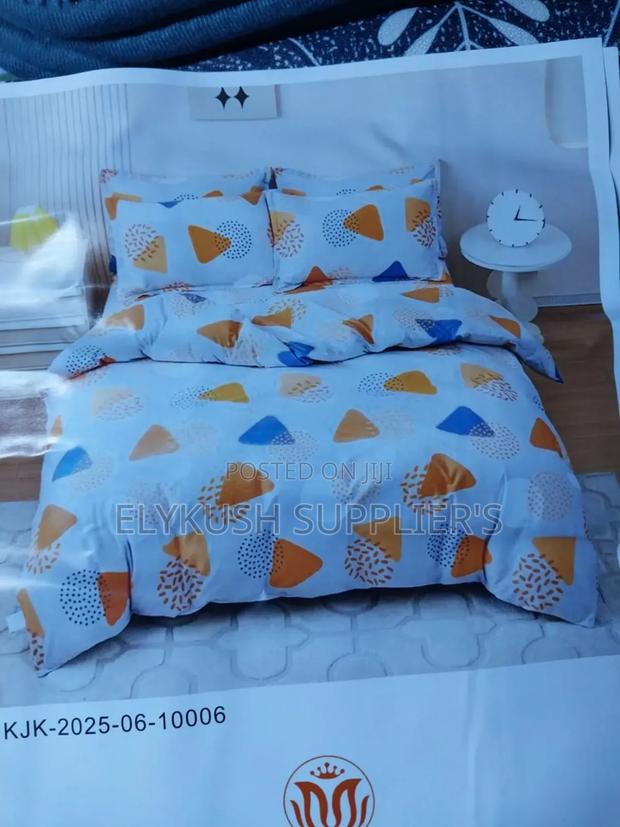 Flowered Duvet Cover
Size 
 6by6
Different Colurs - thumbnail 3