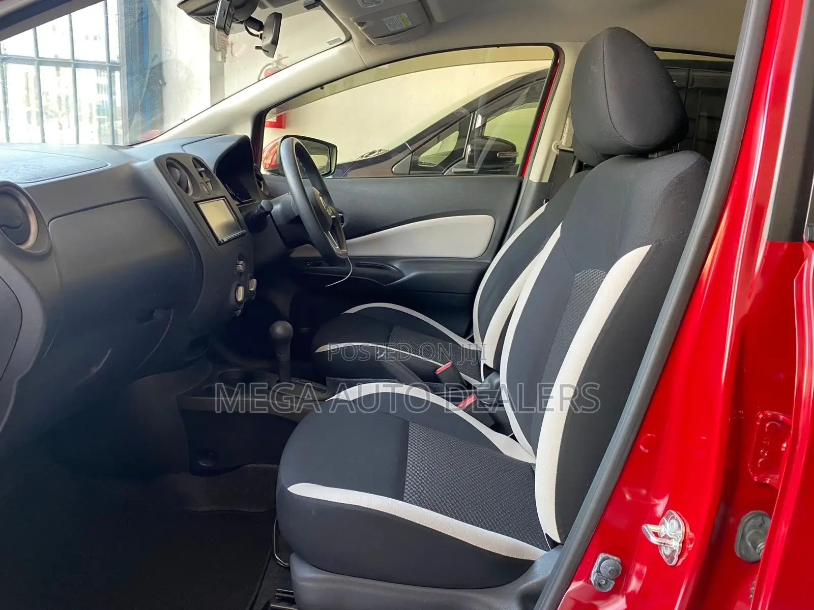 Nissan Note 2018 Red